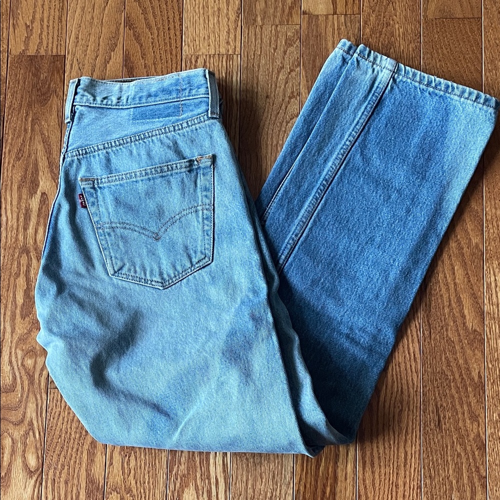 Women’s 501 Levi's Button Fly Straight Leg Jeans